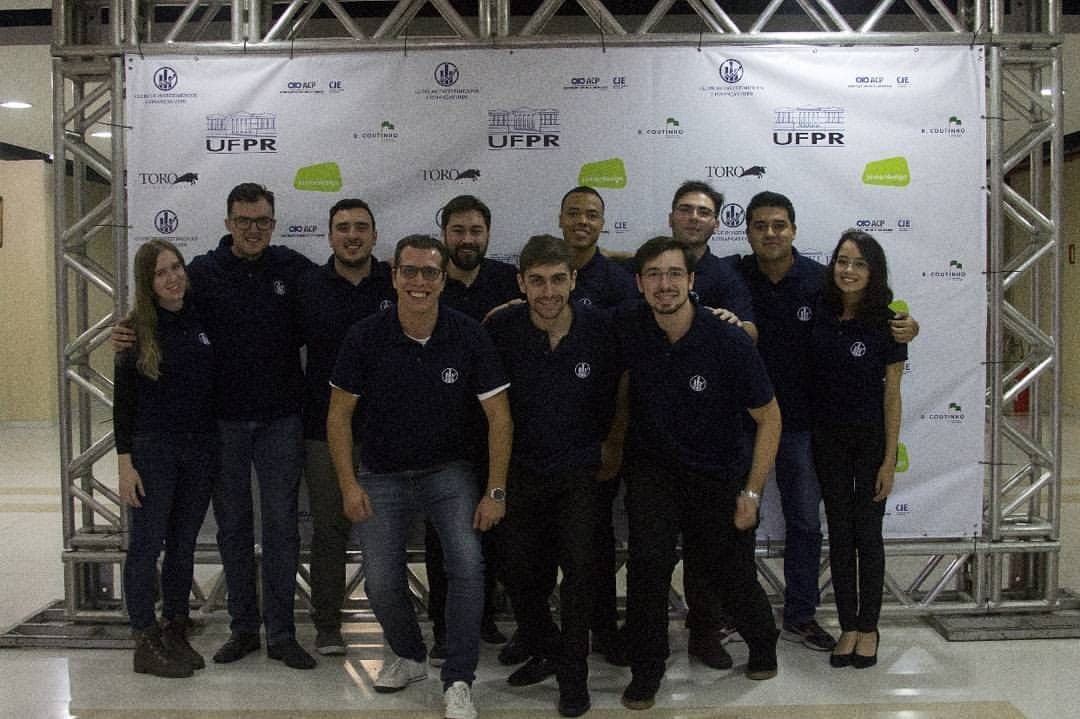 O time de 2017 no primeiro evento próprio do clube.